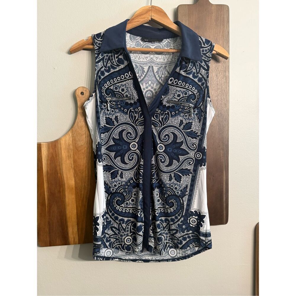 INC International Concepts Navy Cream Floral Paisley V-neck Sleeveless Blouse XS